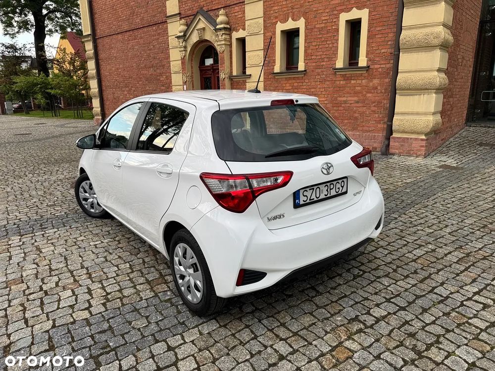 Toyota Yaris - 6