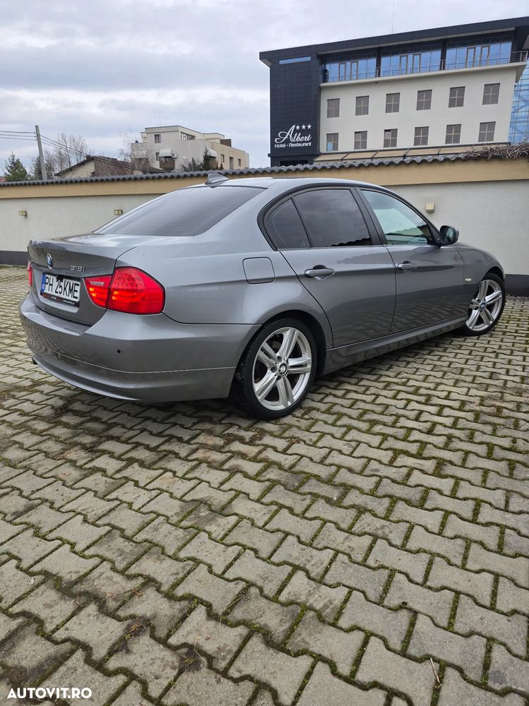 BMW Seria 3 318i Edition Sport - 14