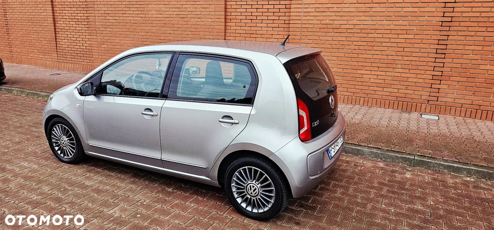 Volkswagen up! club - 14