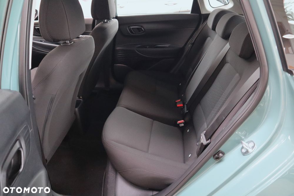 Hyundai i20 1.2 Modern - 12