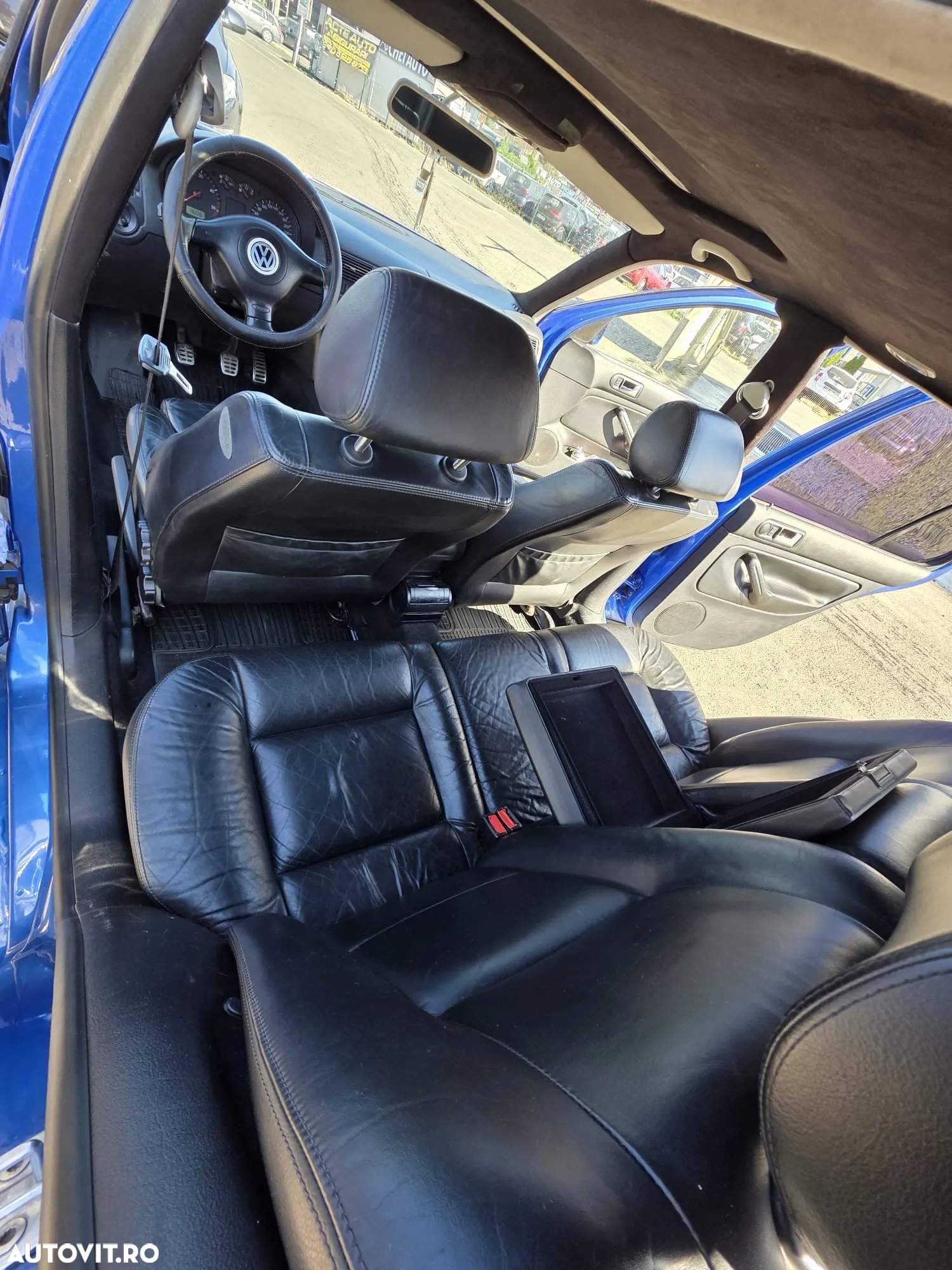Volkswagen Golf - 5