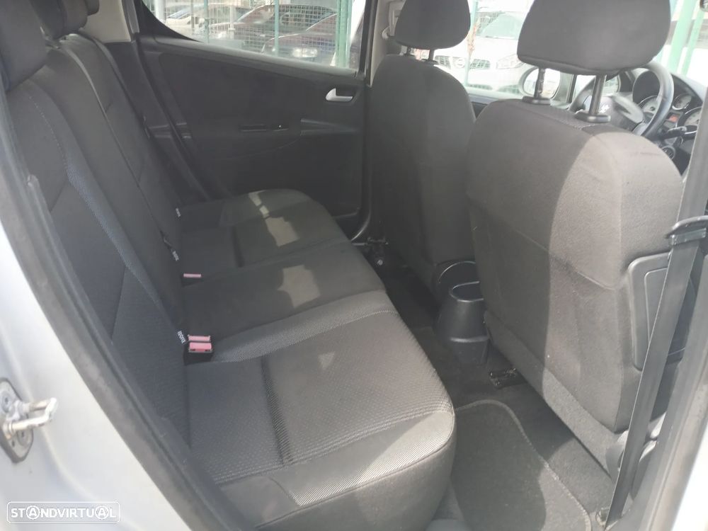 Peugeot 207 1.4 HDi Active - 21