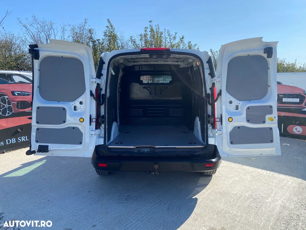 Ford Transit Connect - 17