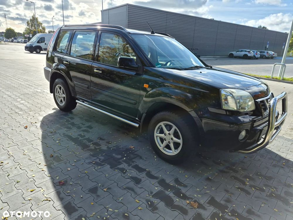 Nissan X-Trail 2.0 4x4 Comfort - 3