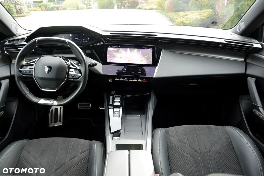 Peugeot 308 180 e-EAT8 GT - 4