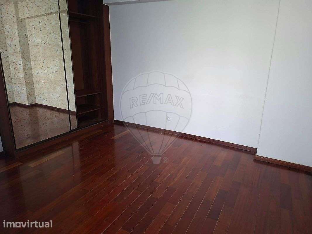 Apartamento T2 para arrendamento - Grande imagem: 5/11