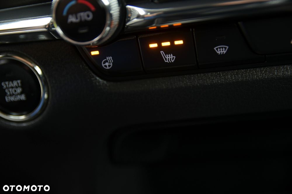 Mazda CX-30 SKYACTIV-X 2.0 M-Hybrid - 32