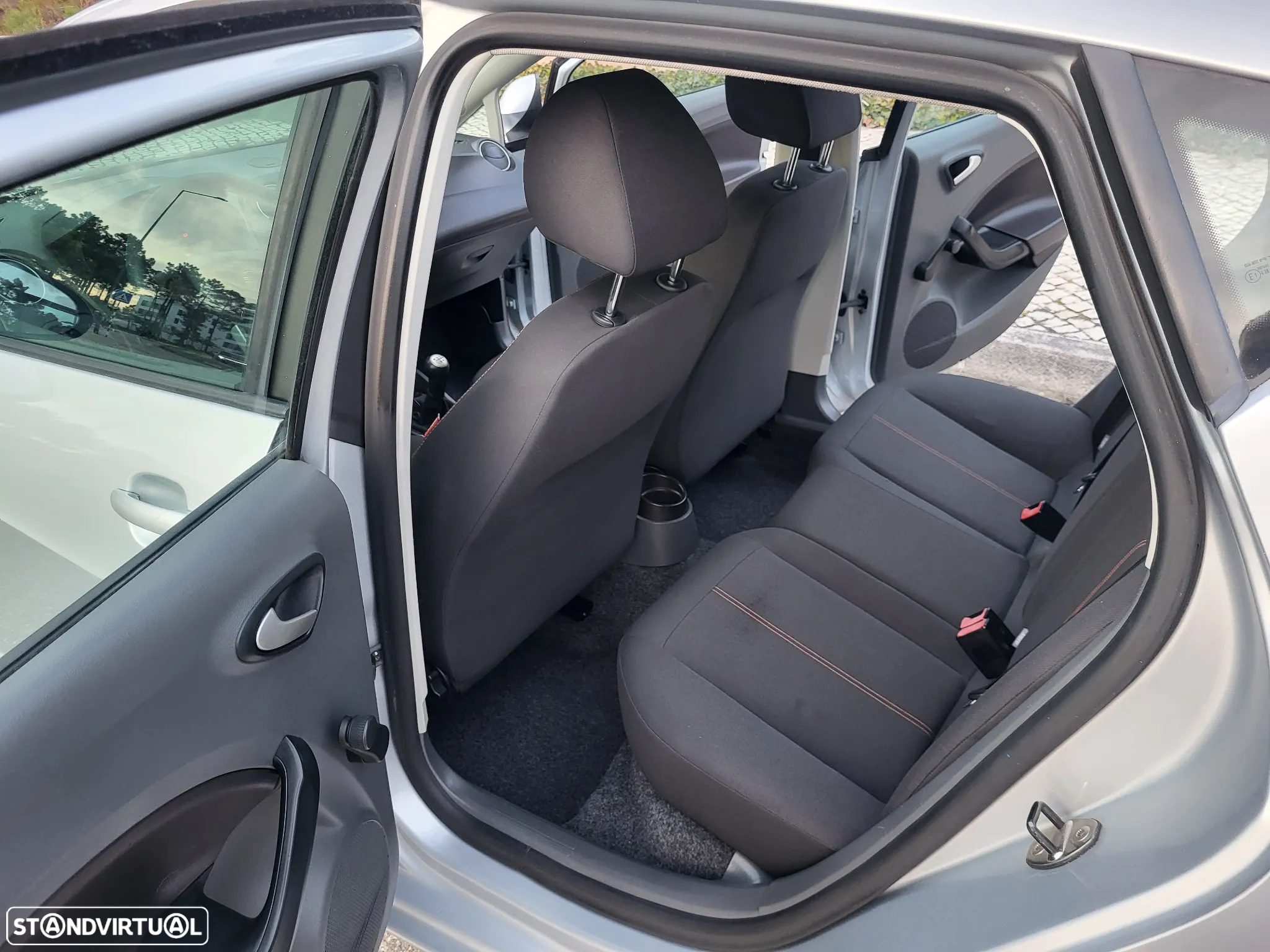 SEAT Ibiza 1.2 12V Reference - 24