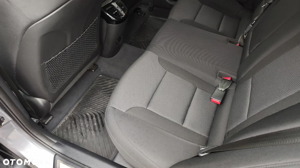 Hyundai i40 1.7 CRDi Comfort - 24