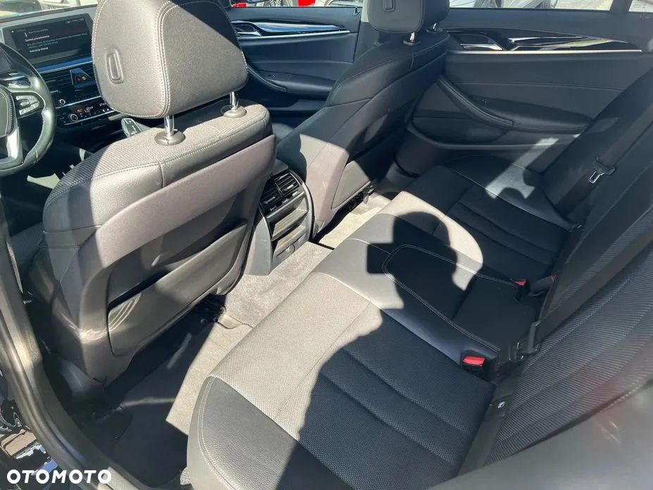 BMW Seria 5 520d Luxury Line - 19