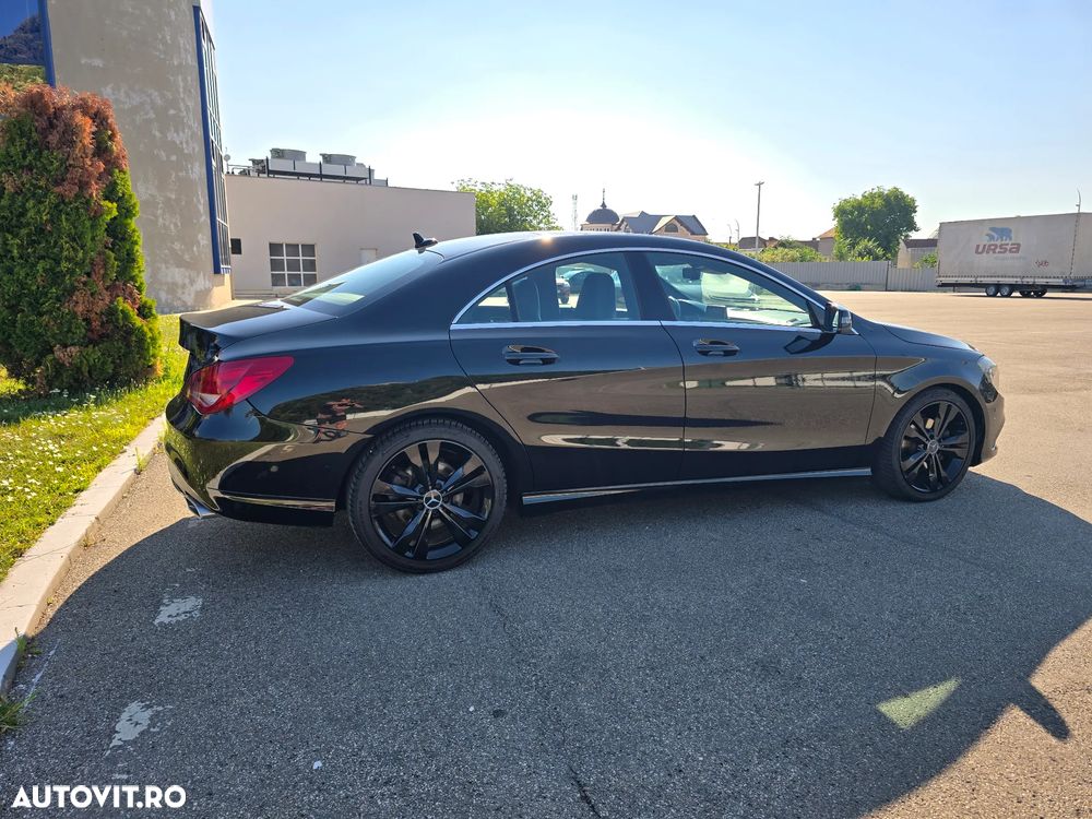 Mercedes-Benz CLA 200 - 4