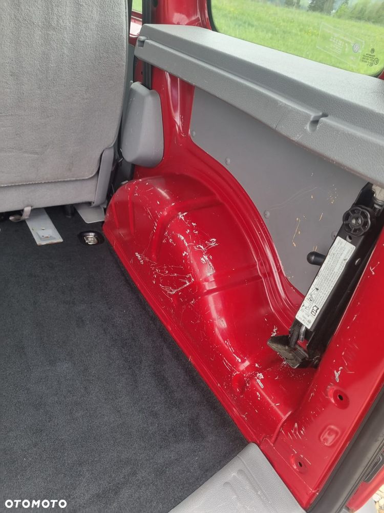 Volkswagen Caddy - 9