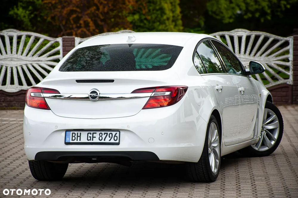Opel Insignia 1.4 T Cosmo S&S - 17