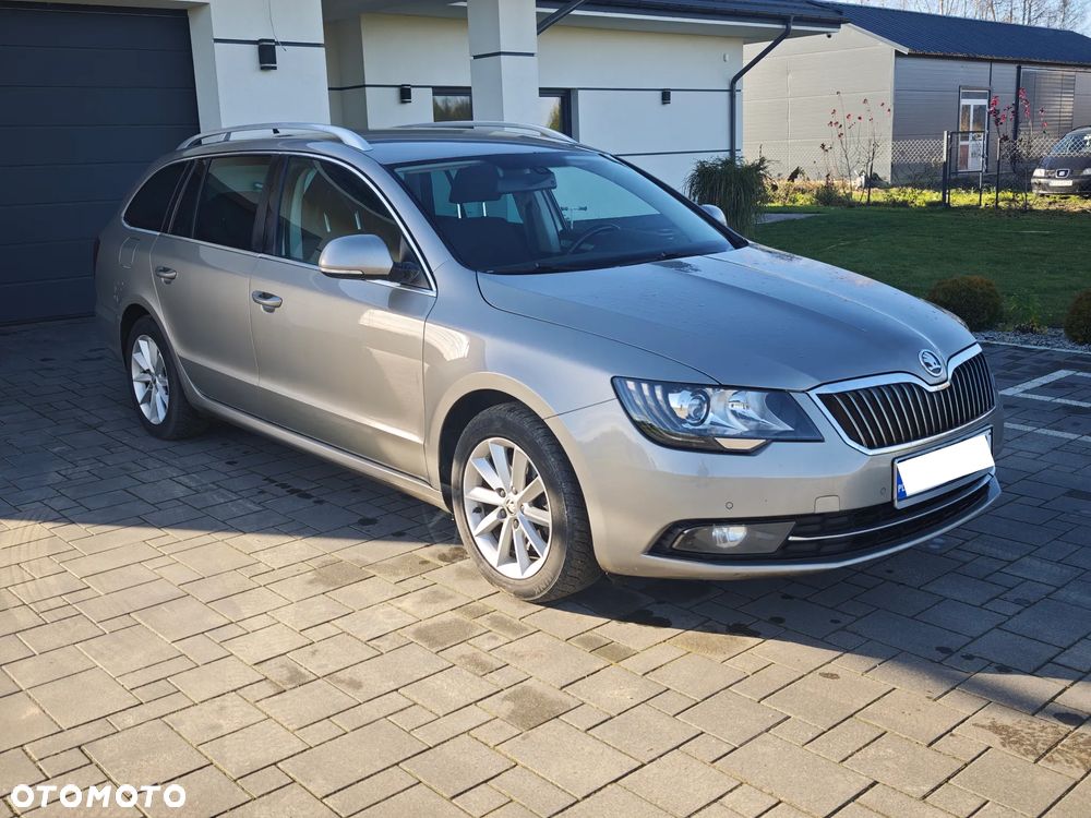 Skoda Superb 2.0 TDI 4x4 Ambition DSG - 1