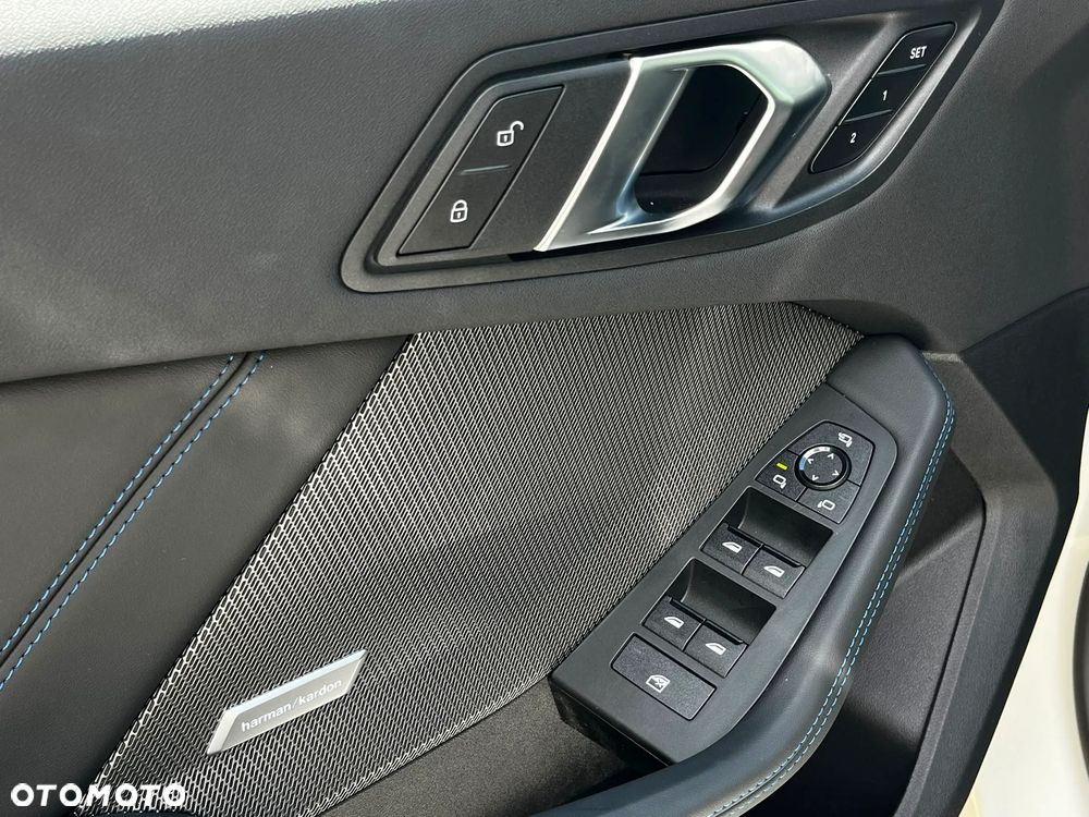 BMW Seria 1 - 24