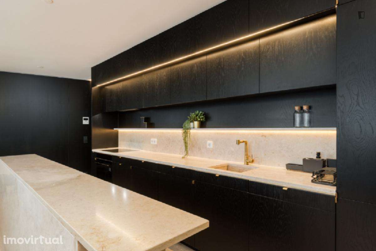 Apartamento com 1 quartos - localizado em Avenida da Liberdade Lisbon - Grande imagem: 2/21