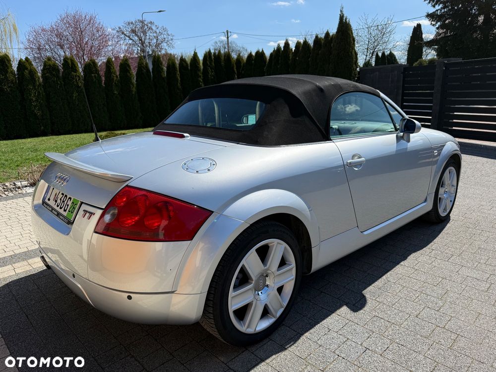 Audi TT Roadster 1.8 T quattro - 25