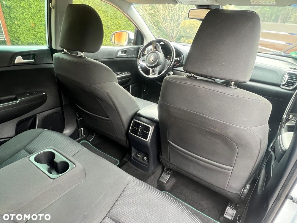 Kia Sportage 1.6 GDI L Business Line Plus 2WD - 24