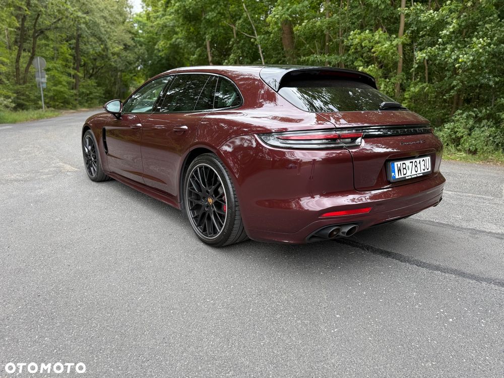 Porsche Panamera GTS GPF Sport Turismo - 2