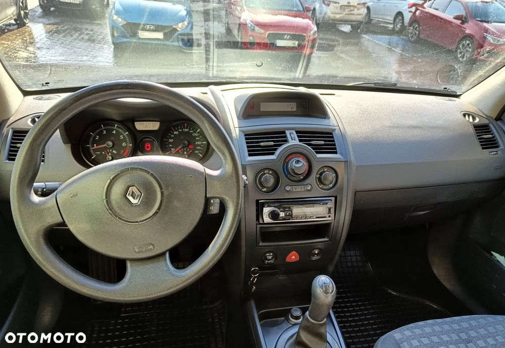 Renault Megane 1.6 Dynamique - 15