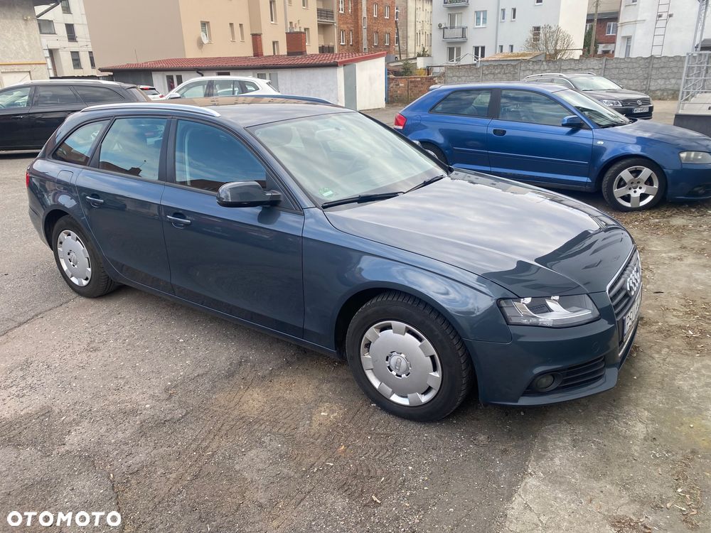 Audi A4 Avant - 6