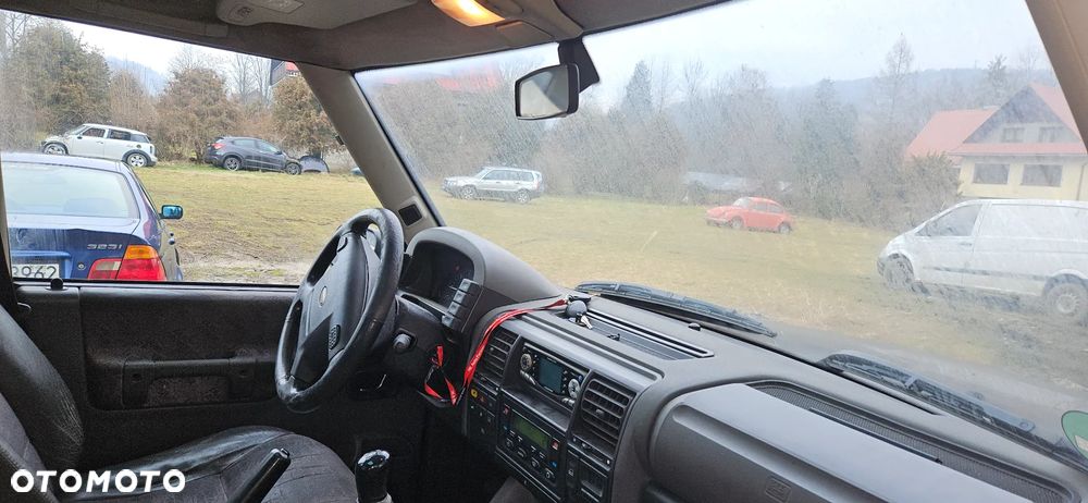 Land Rover Discovery - 8