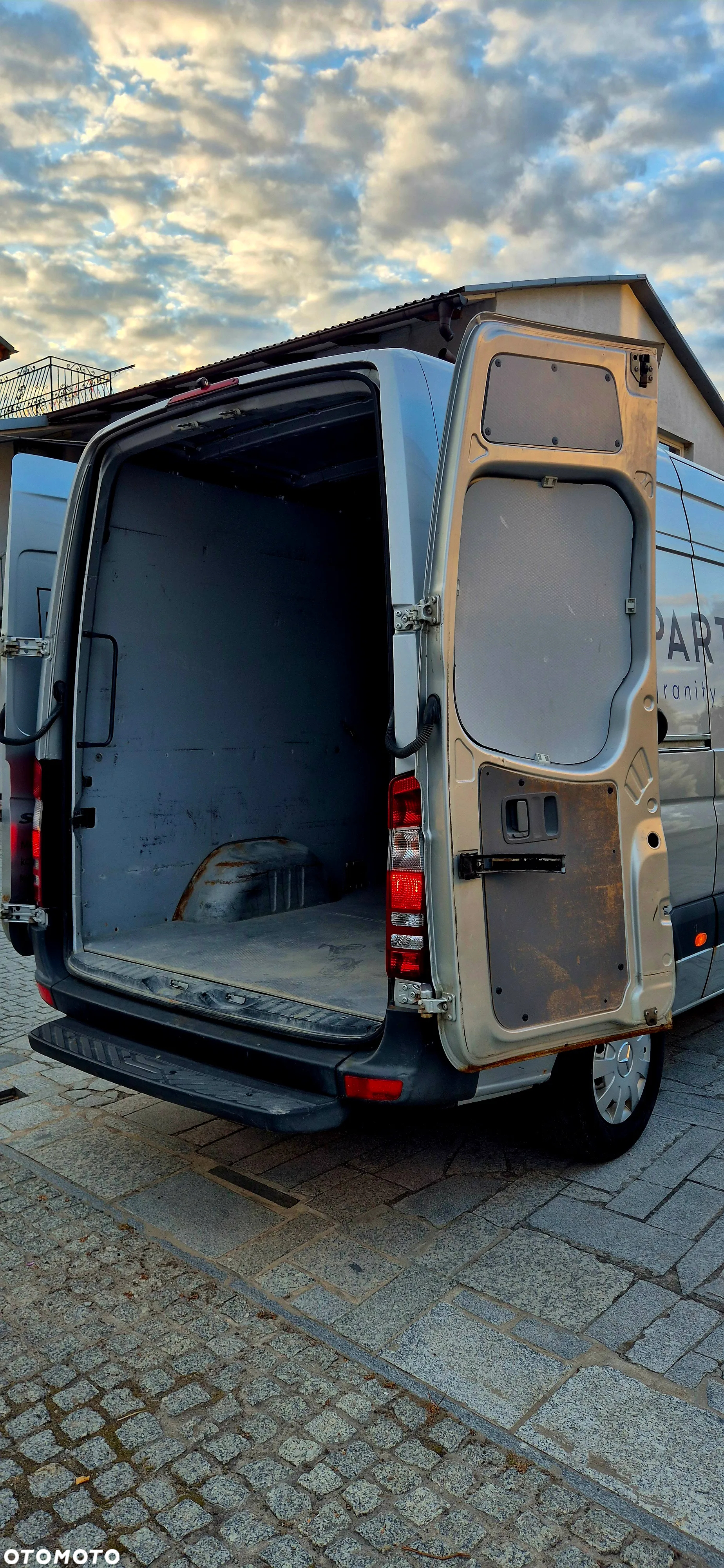 Mercedes-Benz Sprinter - 7