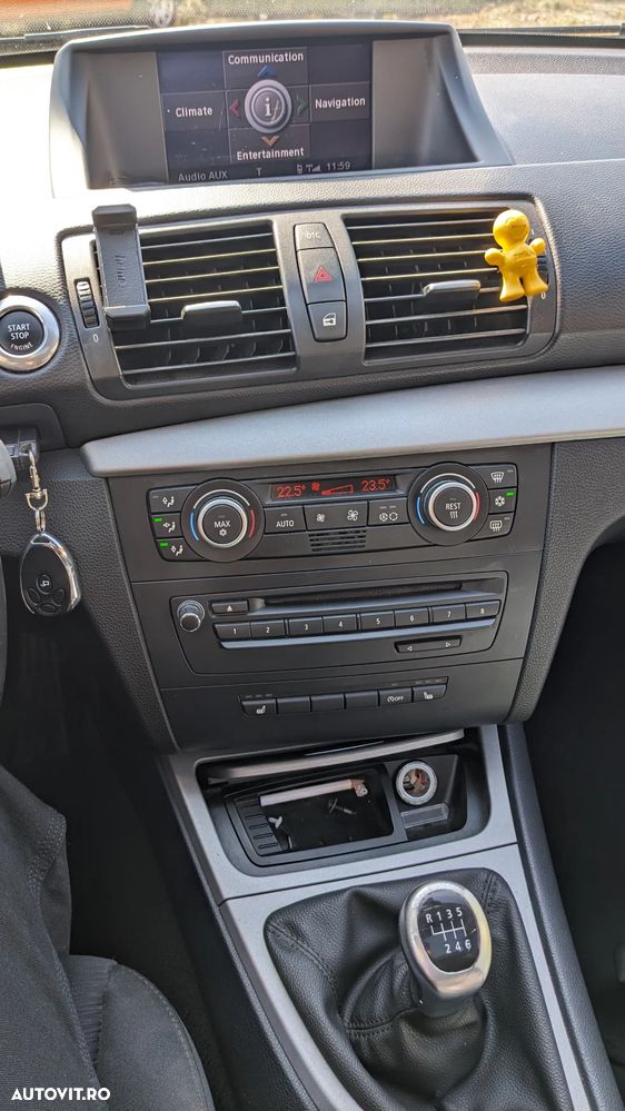 BMW Seria 1 118d DPF - 10