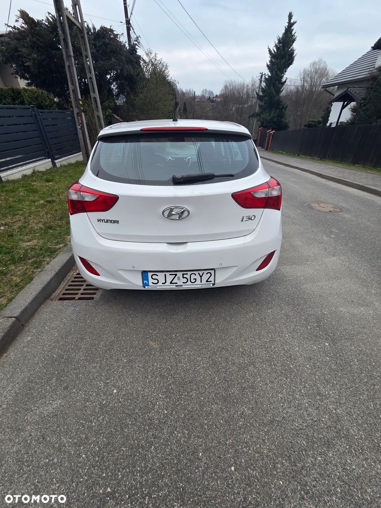 Hyundai i30 1.4 CRDi Trend - 3