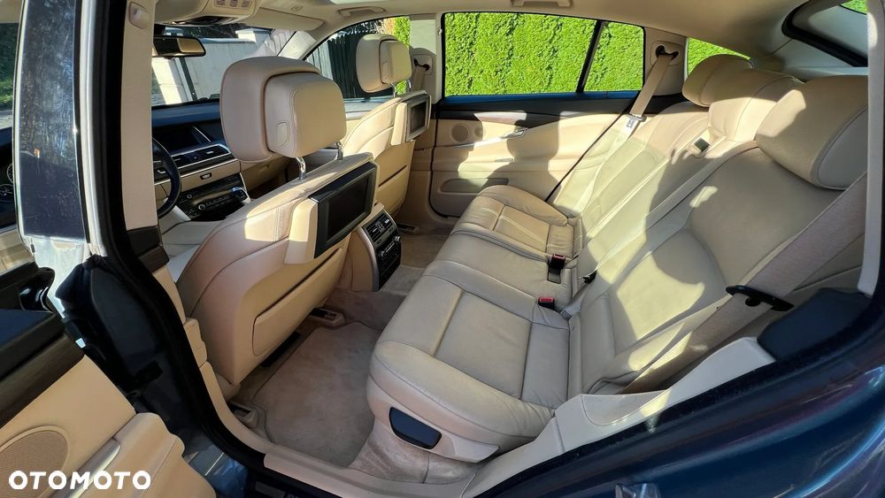 BMW 5GT 530d - 9