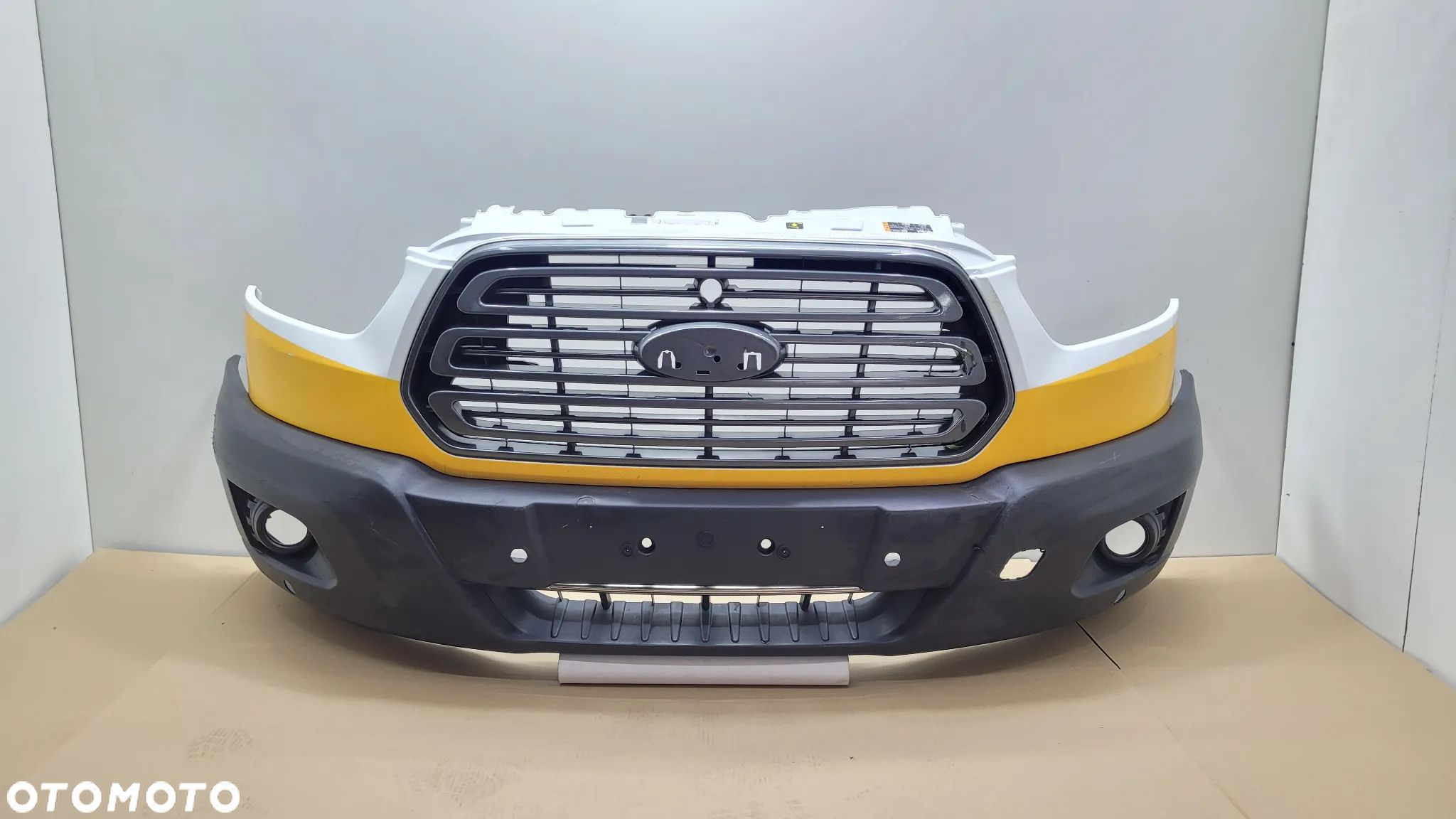 Ford Transit MK8 VIII 12-18 Zderzak Przód Przedni PDC - 1