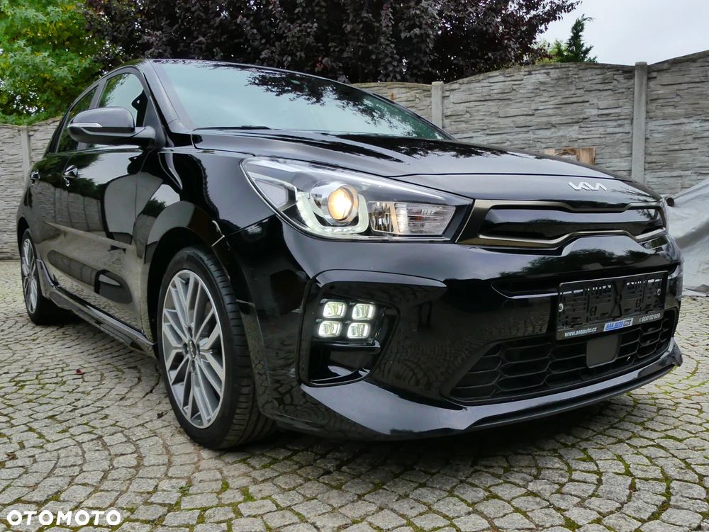 Kia Rio - 1
