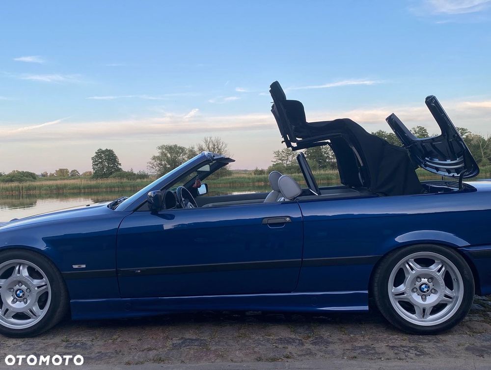 BMW Seria 3 320i - 14
