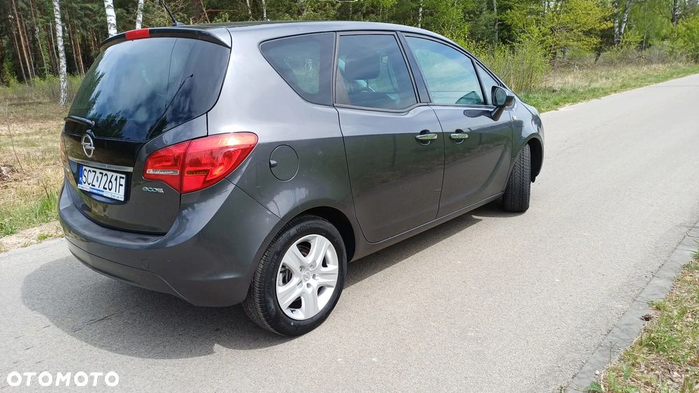 Opel Meriva - 12