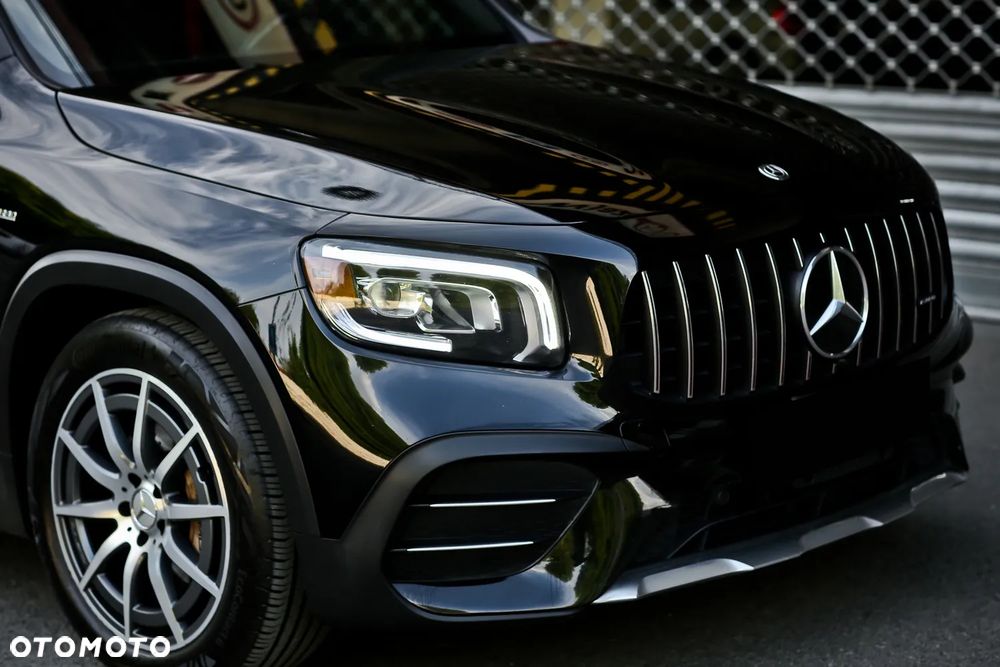 Mercedes-Benz GLB AMG 35 4Matic AMG Speedshift DCT 8G - 17