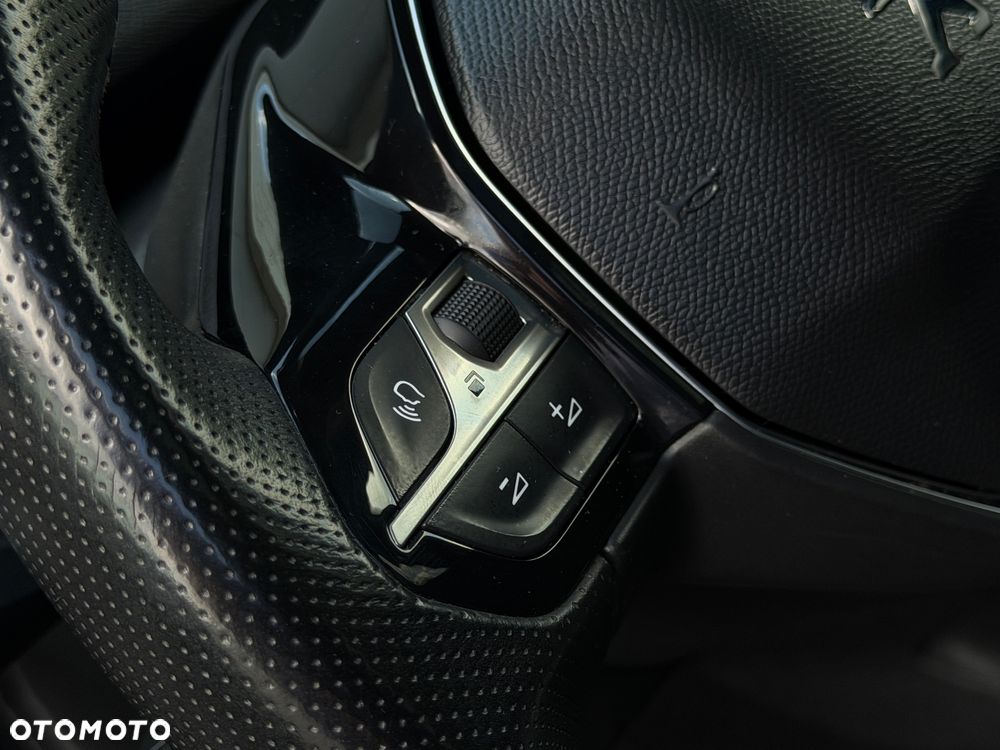 Peugeot 3008 BlueHDi 180 Stop & Start EAT8 GT - 21