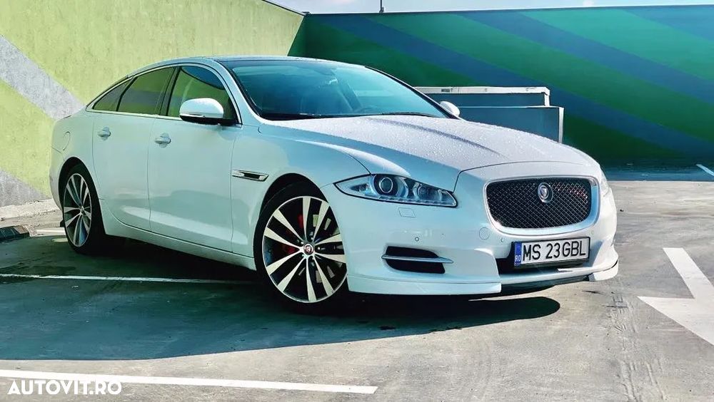 Jaguar XJ 3.0 V6 Kompressor AWD Langversion Autobiography - 4