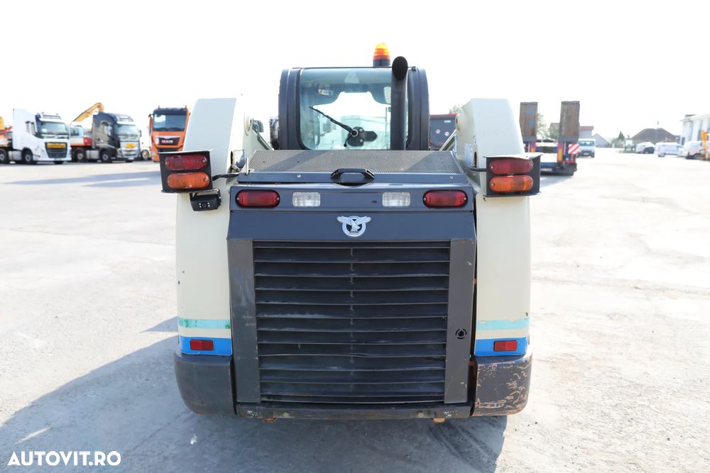 Case SR 250 Loader - 4