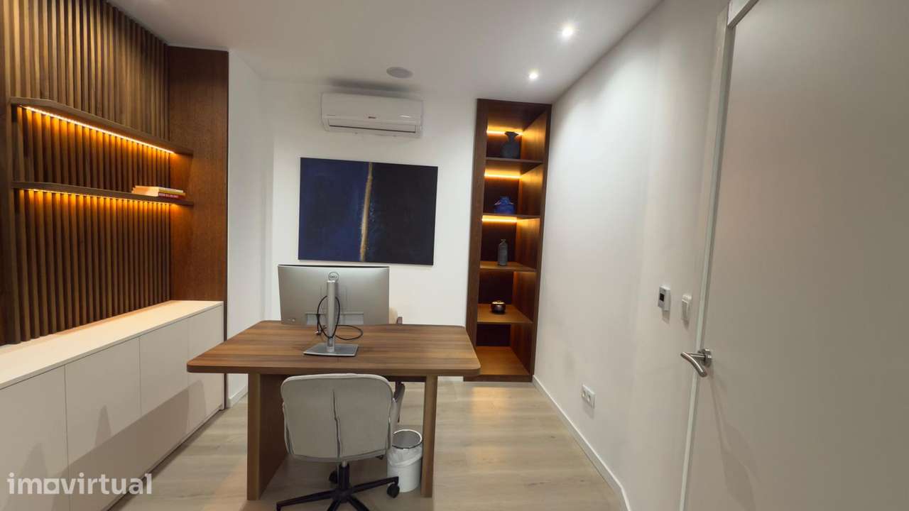 Sala de atendimento para estética/saúde no centro do Porto! - Grande imagem: 2/5