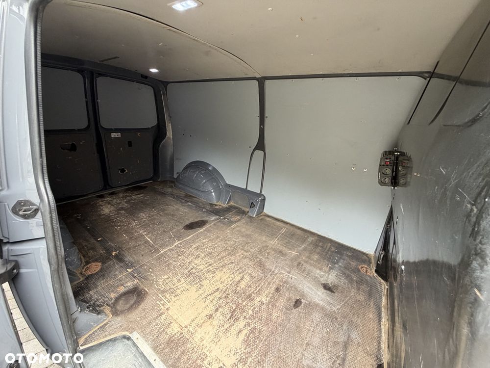 Volkswagen TRANSPORTER - 31