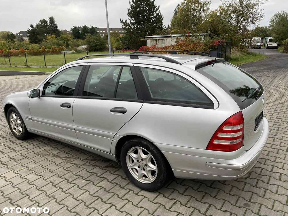 Mercedes-Benz Klasa C 180 T Classic - 7
