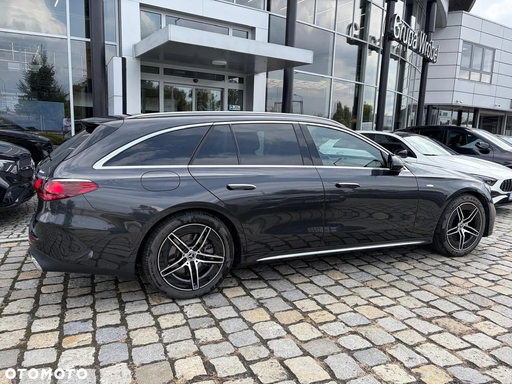 Mercedes-Benz Klasa E 300 de PHEV 4-Matic AMG 9G-Tronic - 8