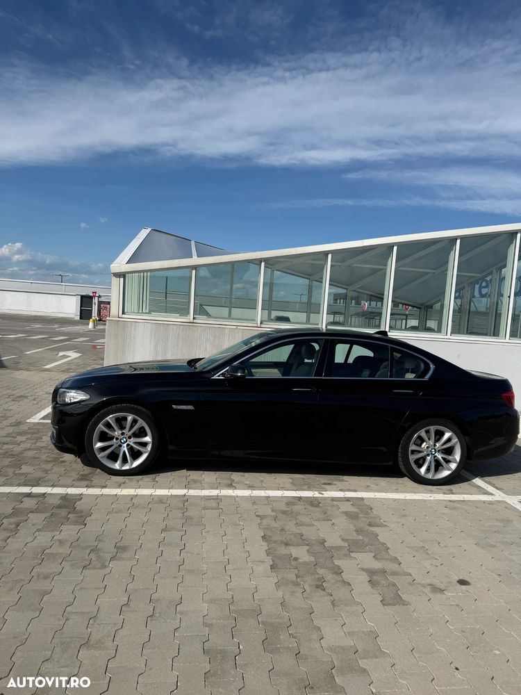 BMW Seria 5 520d Aut. - 11