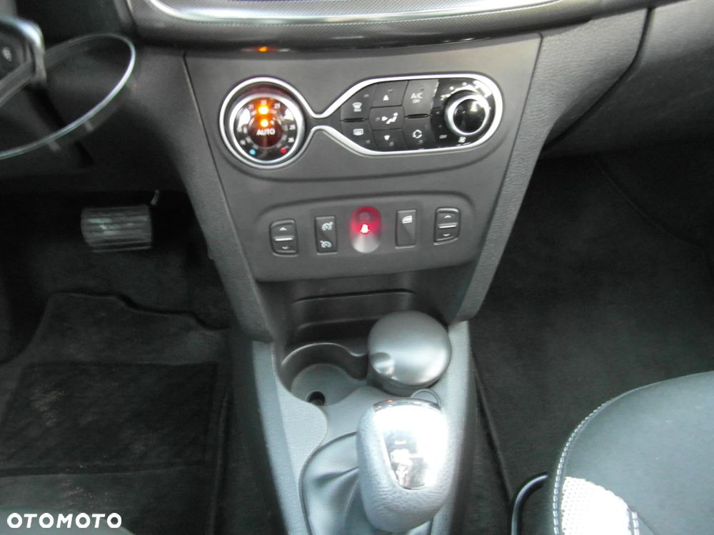 Dacia Sandero Stepway TCe 90 Easy-R S&S Celebration - 25