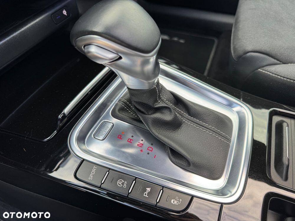 Kia ProCeed - 23