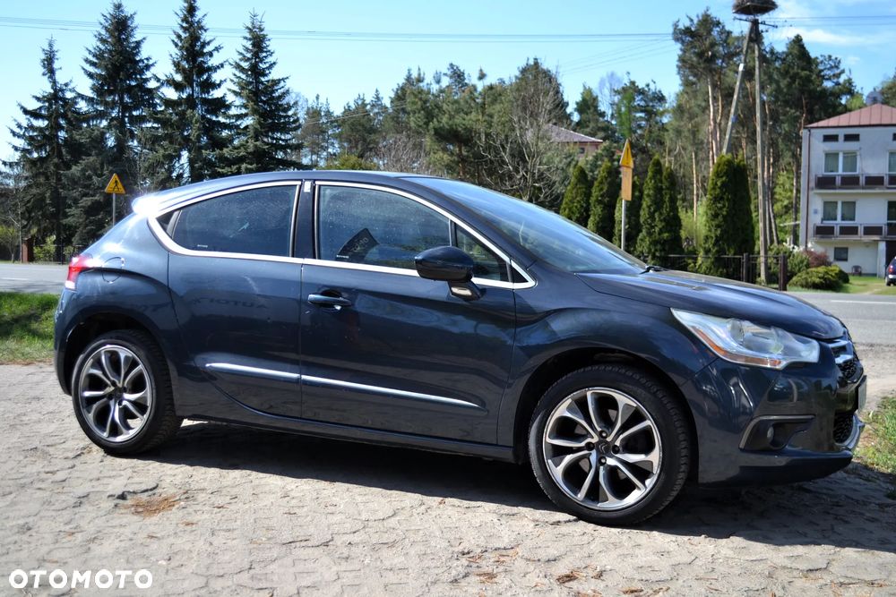 Citroën DS4 HDi 165 SportChic - 1