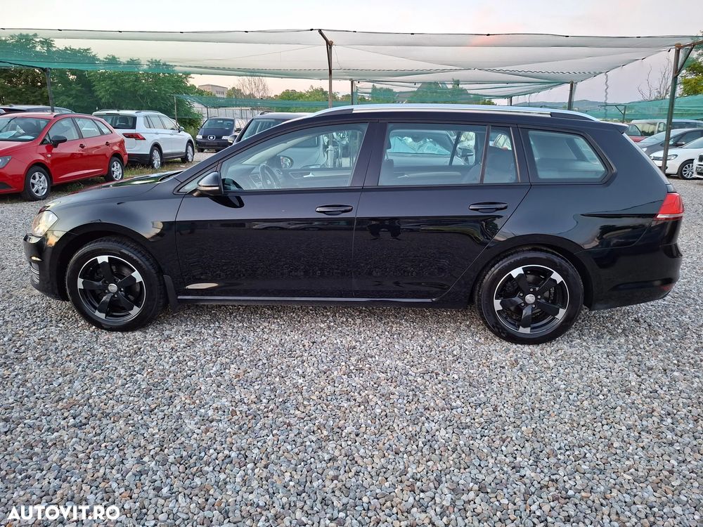 Volkswagen Golf - 3