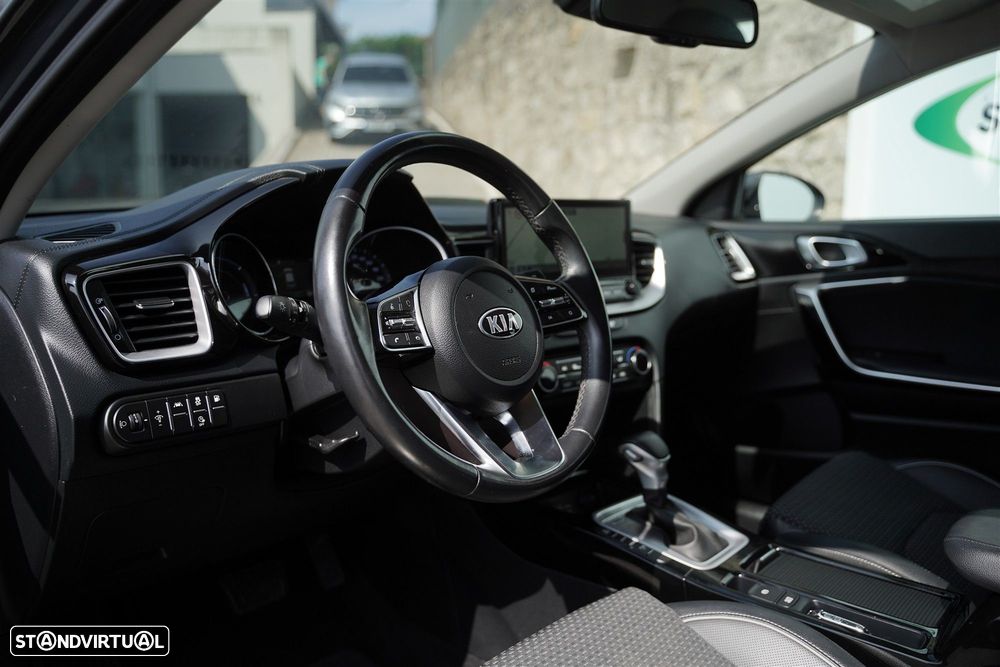 Kia XCeed 1.6 GDi PHEV Drive - 32