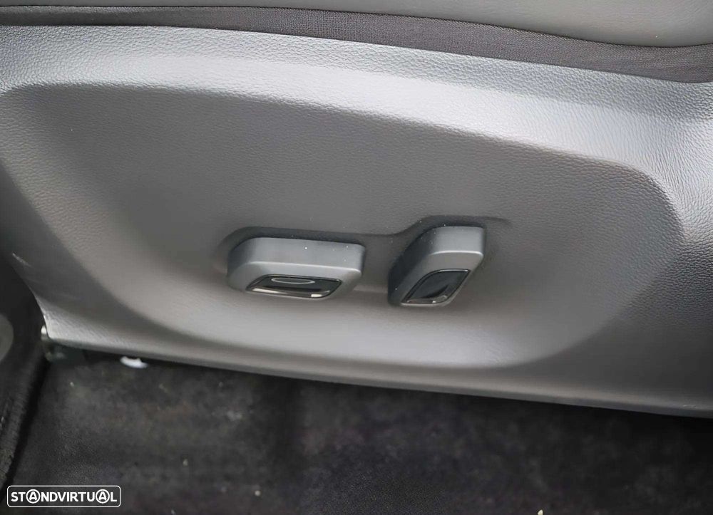 MG ZS EV 72.6 kWh Luxury OBC 11 kW - 8
