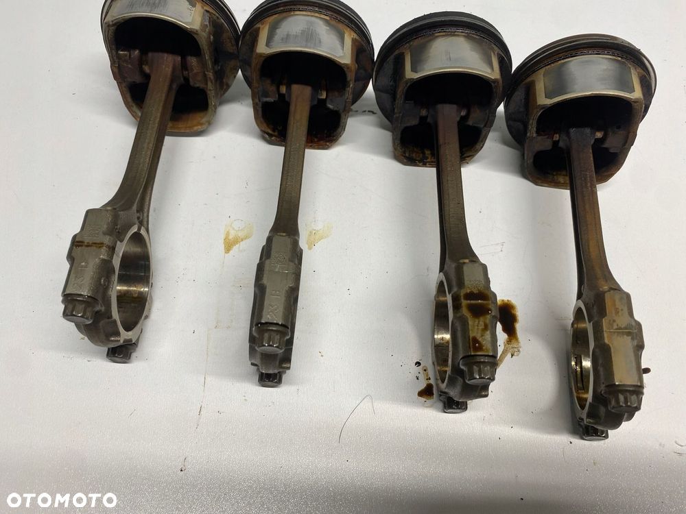 TŁOK KORBOWÓD HYUNDAI I30 II KIA CEED II 1.4 BENZYNA G4FA - 4